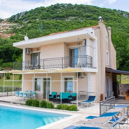 Kika's Case de vacanță *