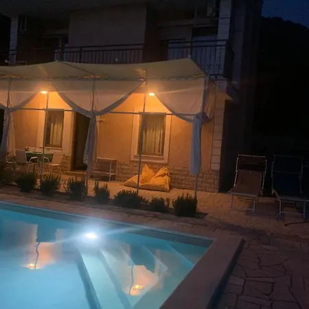 Holiday home Kika's Krizisce