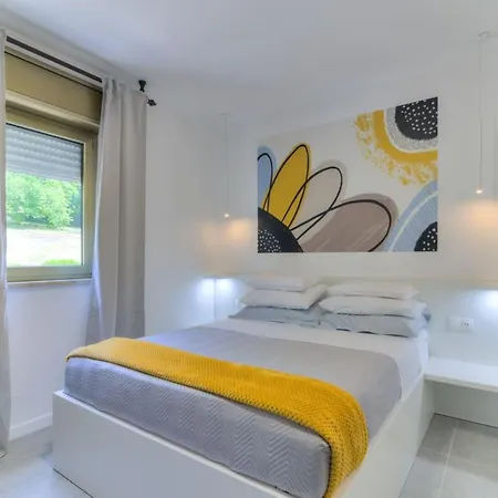 Holiday home Kika's