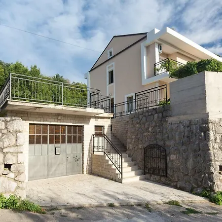 Holiday home Kika's Krizisce