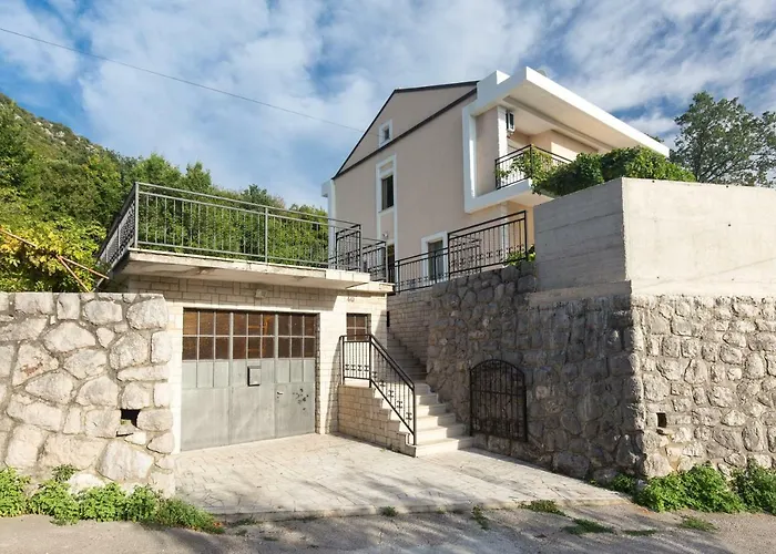 Holiday home Kika's Krizisce